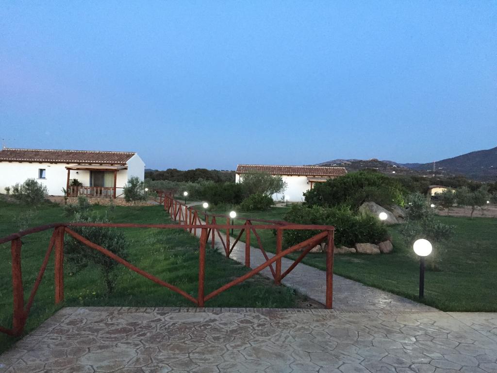 Agriturismo Mieleamaro Olbia Exterior foto